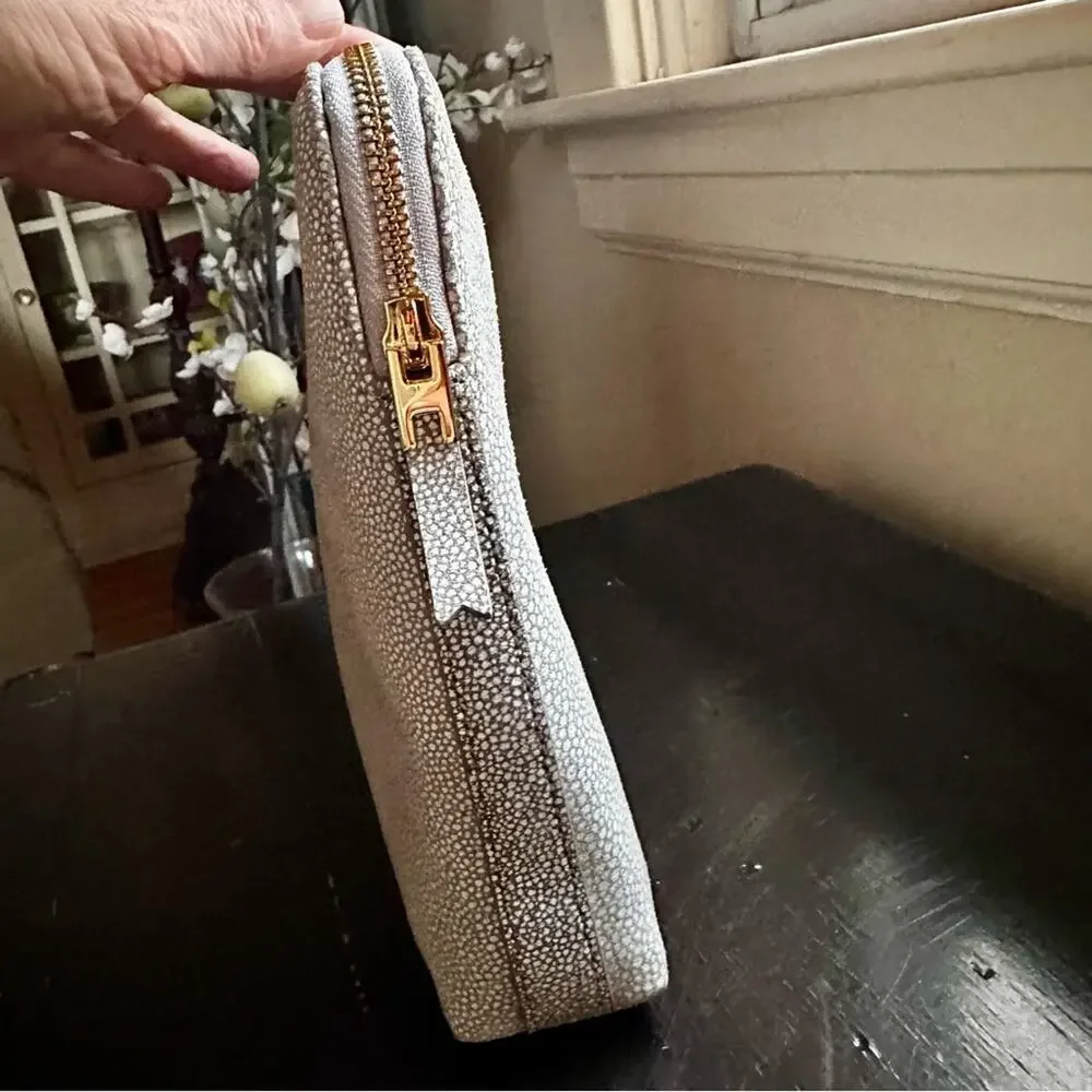 INDIA‎ HICKS The Insider Pouch/Clutch- Stingray-Shagreen Pebble Leather NWOT